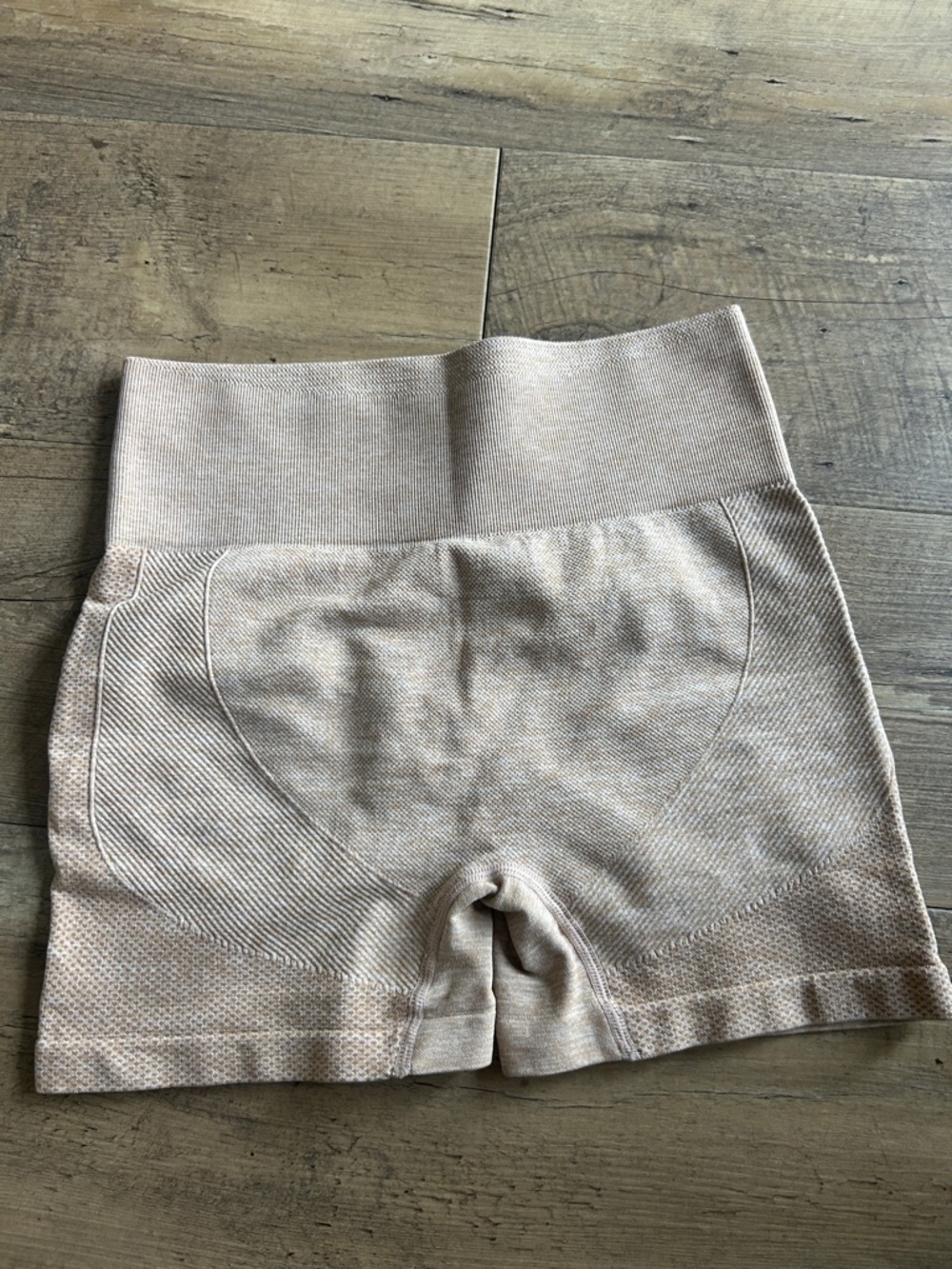 High-Waist Seamless Women’s Shorts in Light Beige
